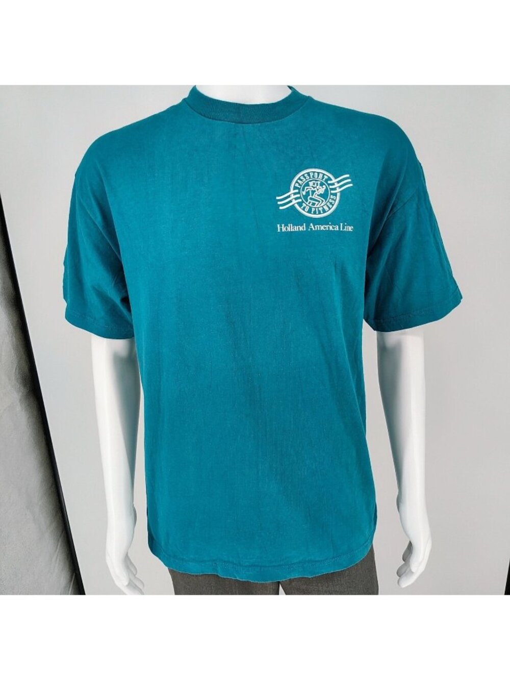 Vintage 1990s Holland America Line "Passport To Fitness" Graphic T-Shirt (L)